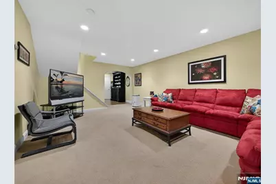 607 Poplar Road, River Vale Township, NJ 07675 - Photo 32