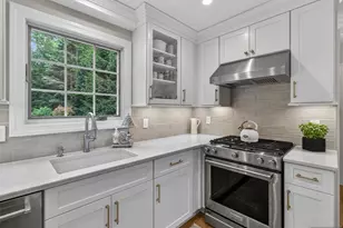 607 Poplar Rd, River Vale Township, NJ 07675 - Photo 12