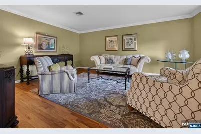 607 Poplar Road, River Vale Township, NJ 07675 - Photo 6