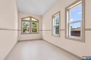540 Highridge Ave, Cliffside Park, NJ 07010 - Photo 16