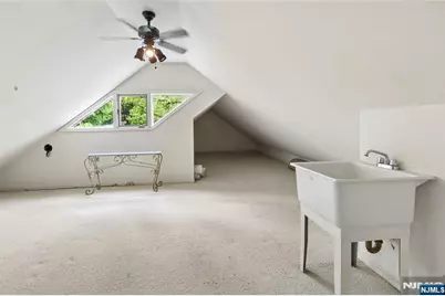 25 Carnot Avenue, Woodcliff Lake, NJ 07677 - Photo 34