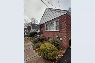 850 Broad Street, Teaneck Township, NJ 07666 - Photo 2