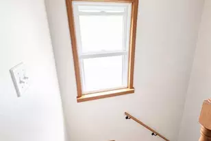 284 Livingston 2nd Floor, Lyndhurst Township, NJ 07071 - Photo 4