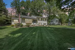 108 Kohring Circle, Harrington Park, NJ 07640 - Photo 2