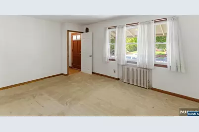 1017 E 27th Street, Paterson, NJ 07513 - Photo 6