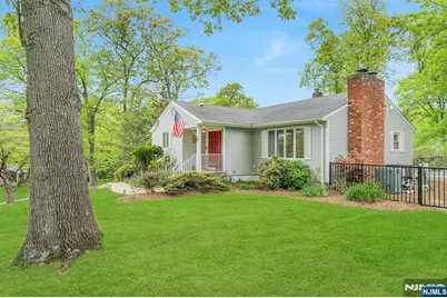 9 Ryerson Avenue, Oakland, NJ 07436 - Photo 8