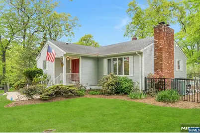 9 Ryerson Avenue, Oakland, NJ 07436 - Photo 2