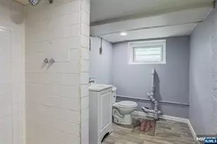 63 Carolina Ave, Newark, NJ 07106 - Photo 20
