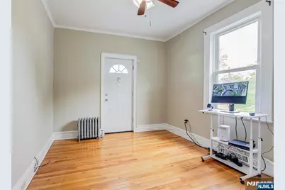 63 Carolina Avenue, Newark, NJ 07106 - Photo 10