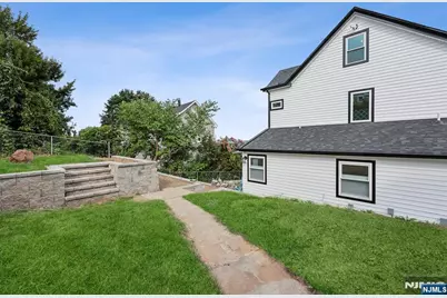 606 5th Street, Carlstadt, NJ 07072 - Photo 34