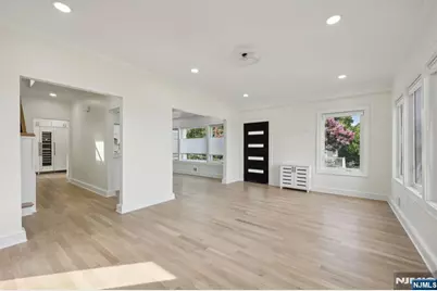 606 5th Street, Carlstadt, NJ 07072 - Photo 8