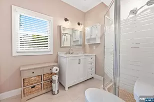 160 Ashland Ave, Bloomfield, NJ 07003 - Photo 18
