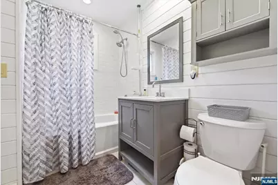 160 Ashland Avenue, Bloomfield, NJ 07003 - Photo 14
