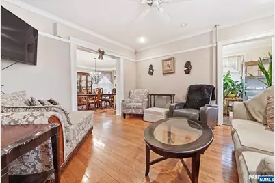 160 Ashland Avenue, Bloomfield, NJ 07003 - Photo 6