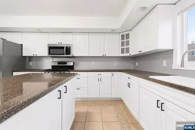 364 Broad Street 1 #1, Carlstadt, NJ 07072 - Photo 16