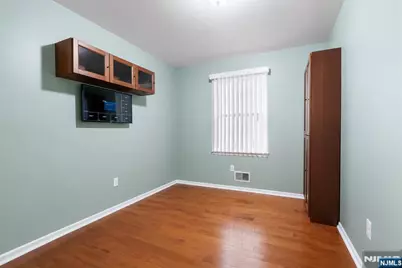 364 Broad Street 1 #1, Carlstadt, NJ 07072 - Photo 2