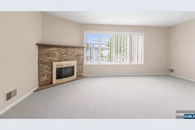 364 Broad Street 1 #1, Carlstadt, NJ 07072 - Photo 24