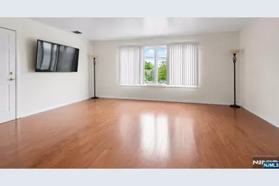 364 Broad Street 2 #2, Carlstadt, NJ 07072 - Photo 18