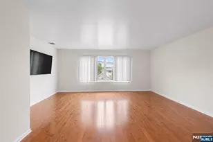 364 Broad Street 2, Carlstadt, NJ 07072 - Photo 16