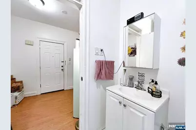 298 Princeton Avenue, Jersey City, NJ 07305 - Photo 24