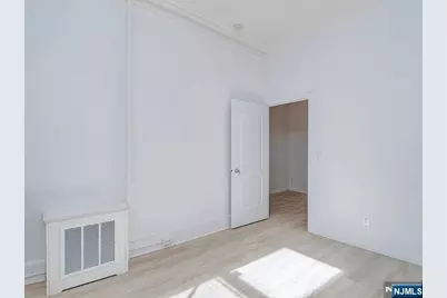 298 Princeton Avenue, Jersey City, NJ 07305 - Photo 14