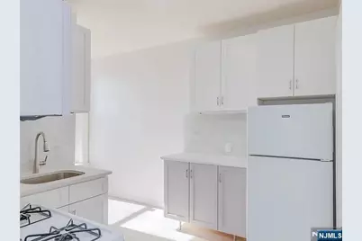 298 Princeton Avenue, Jersey City, NJ 07305 - Photo 18