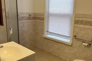 298 Princeton Ave, Jersey City, NJ 07305 - Photo 10