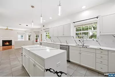19 Colmart Way, Bridgewater, NJ 08807 - Photo 14