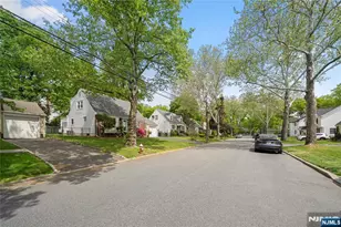 778 John St, Teaneck Township, NJ 07666 - Photo 28