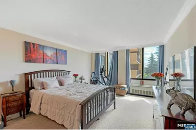 300 Winston Drive C0214 #C0214, Cliffside Park, NJ 07010 - Photo 16