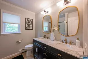 442 New York Ave, Wyckoff Township, NJ 07481 - Photo 24