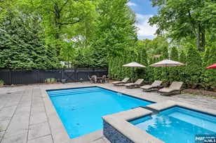 442 New York Ave, Wyckoff Township, NJ 07481 - Photo 26