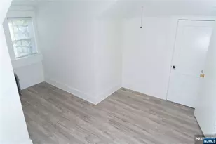 518 Monroe St, Orange, NJ 07050 - Photo 8