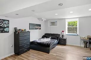 31 Knoble Pl, Hawthorne, NJ 07506 - Photo 22