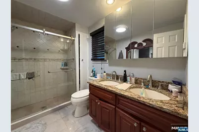 193 Midland Avenue 1st Fl #1st fl, Paramus, NJ 07652 - Photo 16