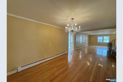 193 Midland Avenue 1st Fl #1st fl, Paramus, NJ 07652 - Photo 6