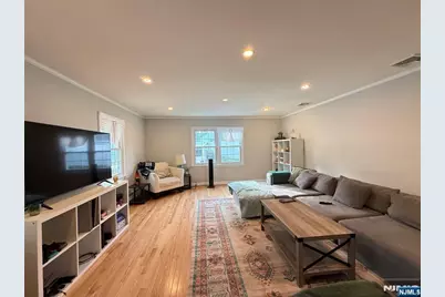 193 Midland Avenue 1st Fl #1st fl, Paramus, NJ 07652 - Photo 4