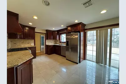 193 Midland Avenue 1st Fl #1st fl, Paramus, NJ 07652 - Photo 8