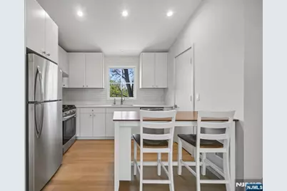 75 Midland Avenue 5 #5, Montclair, NJ 07042 - Photo 4