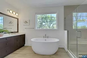 111 Woodmont Cir, River Vale Township, NJ 07675 - Photo 22