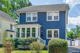 35 Howe Ave, Montclair, NJ 07042 - Photo 2