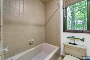 17 Wescott St, Old Tappan, NJ 07675 - Photo 30