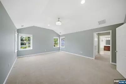2 E David Drive, Hanover Township, NJ 07981 - Photo 28