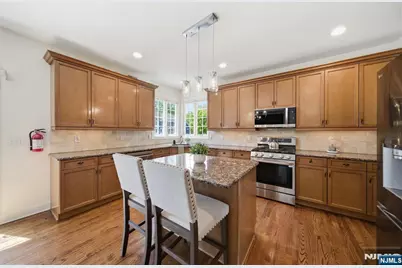 2 E David Drive, Hanover Township, NJ 07981 - Photo 20