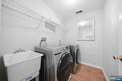 2 E David Drive, Hanover Township, NJ 07981 - Photo 32