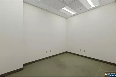 15 Union Avenue, East Rutherford, NJ 07073 - Photo 22