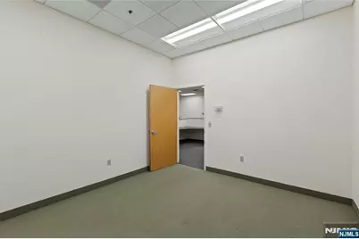 15 Union Avenue, East Rutherford, NJ 07073 - Photo 12
