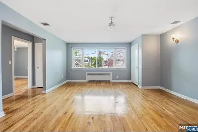 112 E Ackerman Avenue B Right Side #B right side, Emerson, NJ 07630 - Photo 4