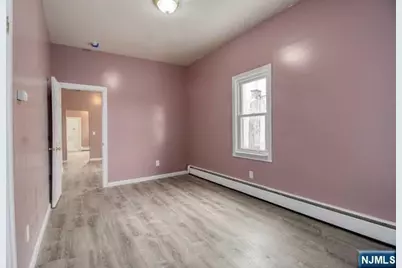 413 70th Street 5 #5, Guttenberg, NJ 07093 - Photo 4