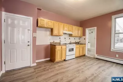 413 70th Street 5 #5, Guttenberg, NJ 07093 - Photo 6